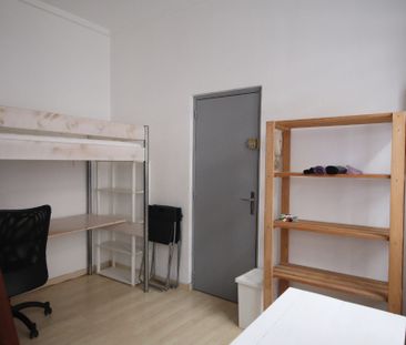 Studio MEUBLÉ de 12.78 m², rue Adolphe, Vauban réf 710-0R - Photo 1