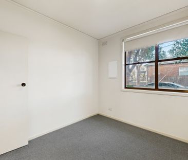 Two Bedroom Home Close to Puckle Street and Queens Park - Photo 4