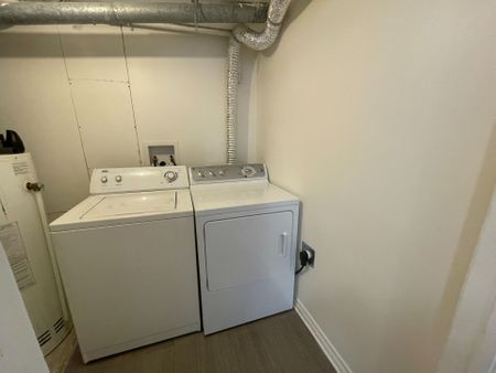 For Lease - 1627 Chaucer Avenue Unit# 2, Alta Vista and Area, Ontario - Photo 4