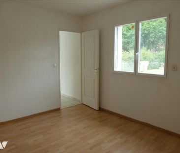 COLLEVILLE Maison de Type 4 - Photo 3