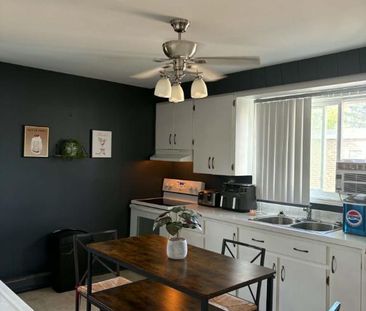4 1/2, SorelTracy, 1050$ meublé, Dispo Octobre 2026, stationnement ... - Photo 1