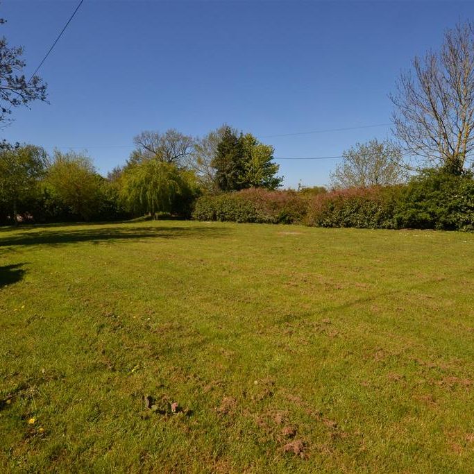 3 bedroom cottage to rent - Photo 1