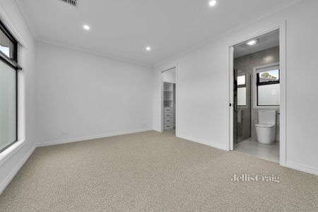 2/3 Thurloo Street, Chadstone - Photo 3