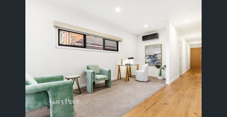 Style, quality & a sought-after address - Photo 5