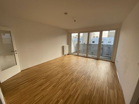 Helle Dachgeschoss 3 Zimmer Wohnung mit 2 Freiflächen in 1210 Wien ab sofort zu mieten - Foto 3