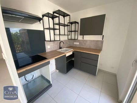 Location Appartement 2 pièces SOLLIES PONT 83210 - Photo 3