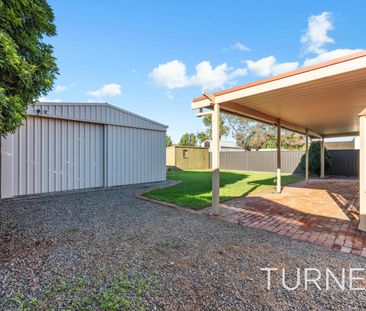 3 Bedroom Character Home - Photo 5