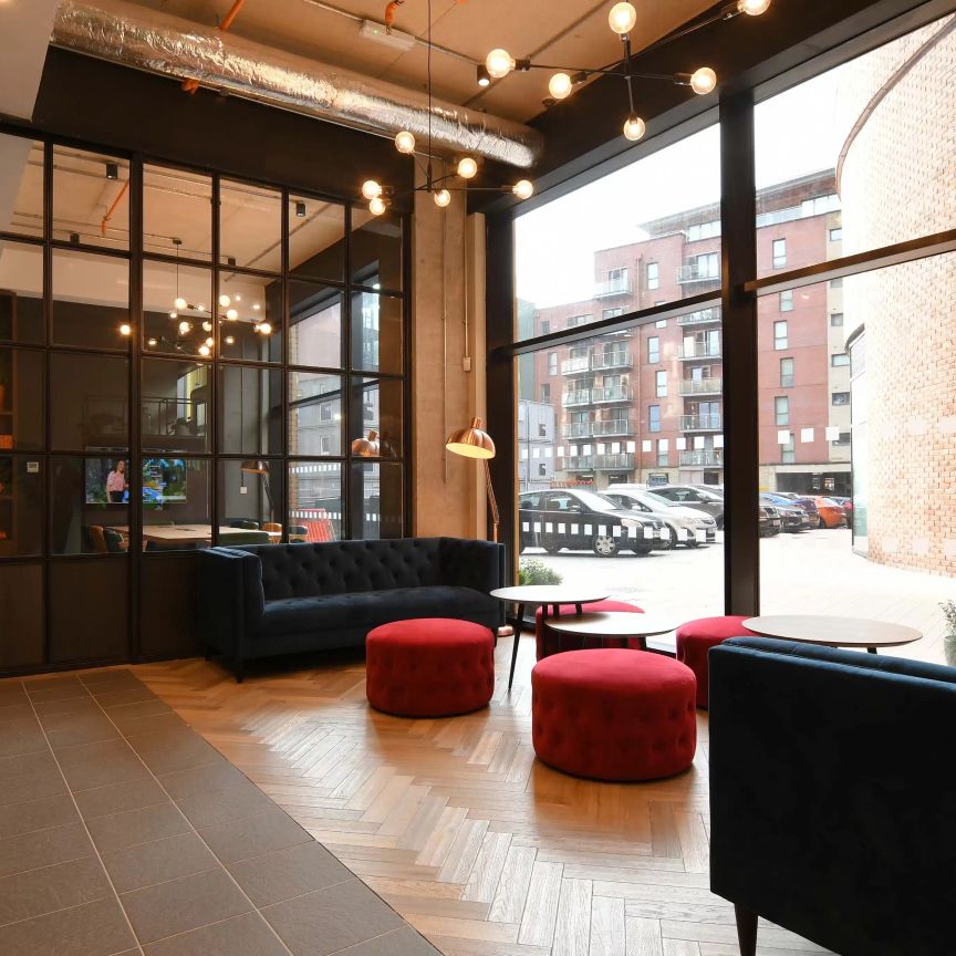 Platinum En-suite - Photo 1