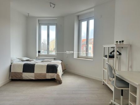 Location Appartement 1 pièce 168m² TOURCOING 59200 - Photo 2