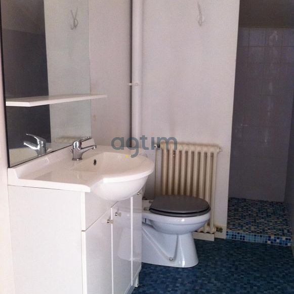 Location Appartement 2 pièces 49m² LA ROCHE SUR YON 85000 - Photo 1