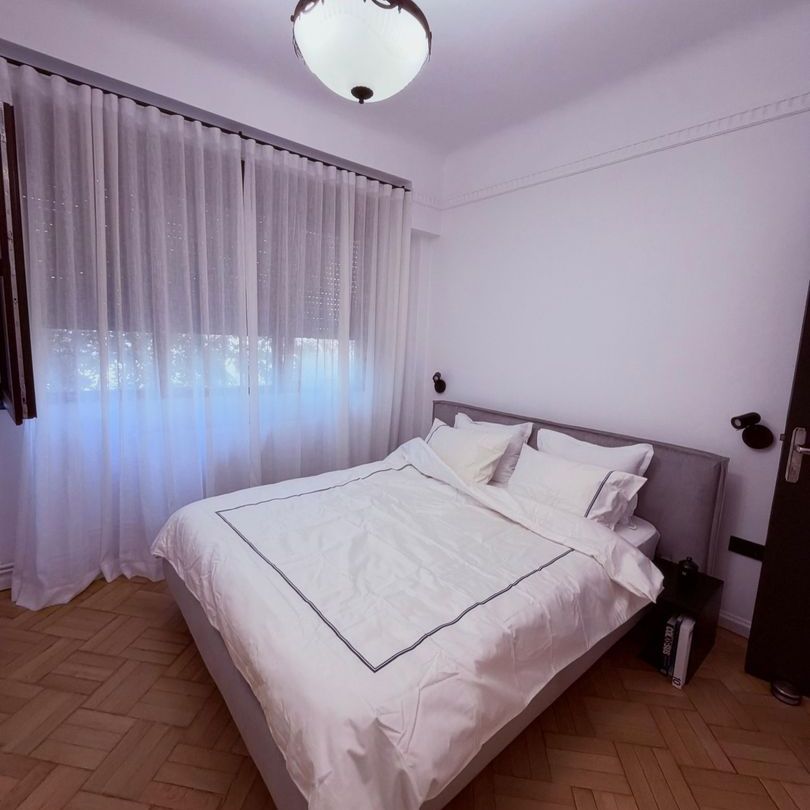 Apartament 3 camere Piata Romana/ Renovat / Centrala proprie/ Metrou - Photo 1