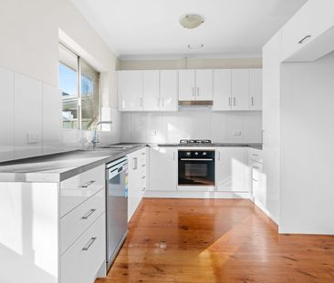 Modern Comfort with a Touch of Charm - Photo 2