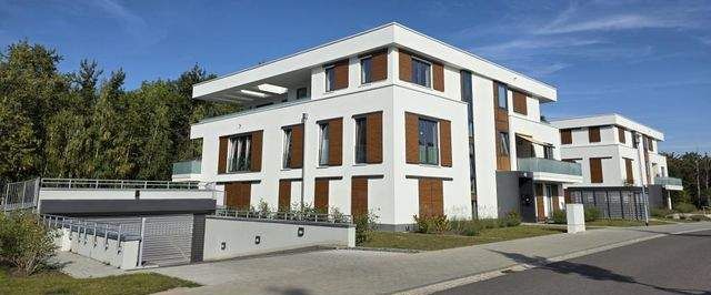 Ihr neues Heim mit Balkon, exklusivem Bad, Gäste-WC und Fußbodenheizung! Erstbezug! - Foto 1