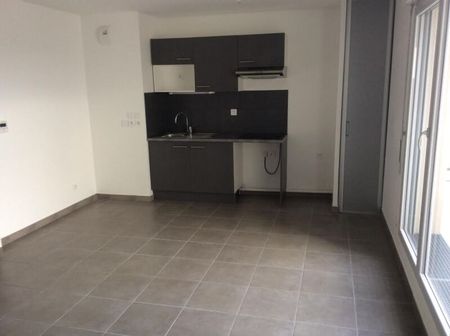 Location Appartement 3 pièces 61m² TOULOUSE 31200 - Photo 3