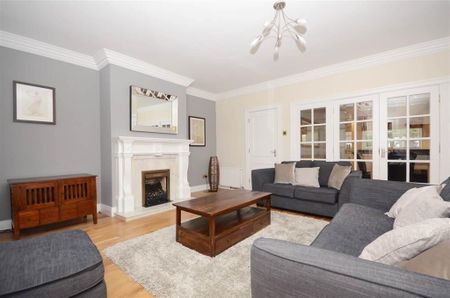 17 Broomhill Manor, Off Stranmillis Road, Belfast, BT9 5HG - Photo 2