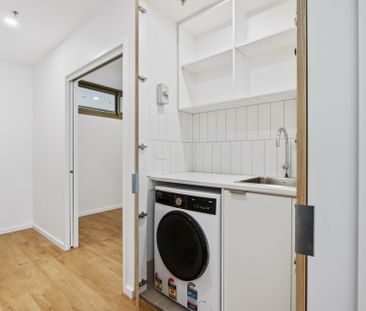 Modern Living in Boulevard - Photo 6