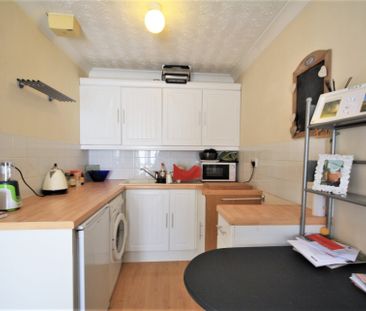 St Margarets Drive, Sprowston, Norwich - Photo 4