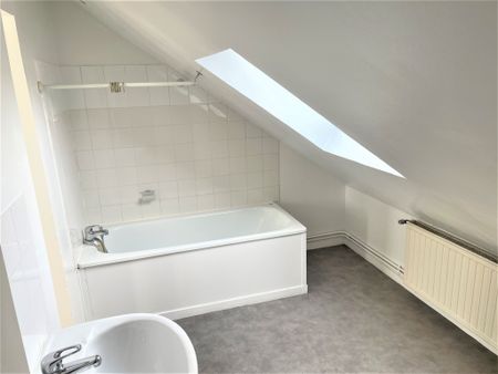 Location Appartement 1 pièce 36m² DEVILLE LES ROUEN 76250 - Photo 3