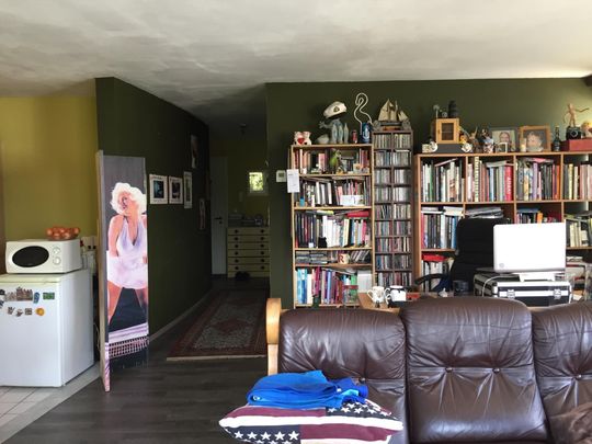 - Zwijndrecht – Goed gelegen appartement nabij de tram - Photo 1