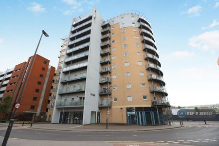 2 bedroom flat to rent - Photo 3