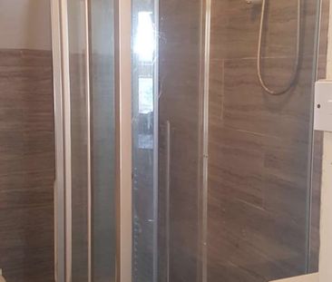 Large and bright spacious house share Room 7 - Photo 1