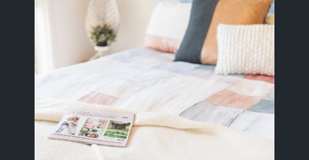 **FHZ ~ 3 Bdrms, 2 Bath, + STUDY- Ducted Heating, Split Cooling, Good Parking, Large Gardens - Photo 4