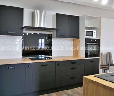 Location Appartement 2 pièces 93m² STE CECILE LES VIGNES 84290 - Photo 2