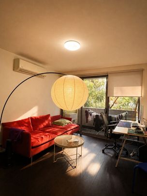 Parkville - Photo 1