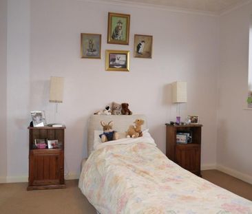3 BED Detached house To rent - Photo 4