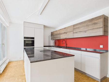 ÜBER DEN DÄCHERN - WOHNGENUSS MIT WINTERGARTEN - Photo 4