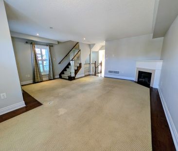For Lease - 5047 Warwickshire Way, Mississauga, Ontario - Photo 6
