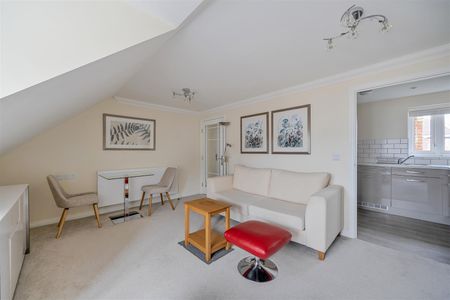 St Athelm Lodge, Wells - Photo 3