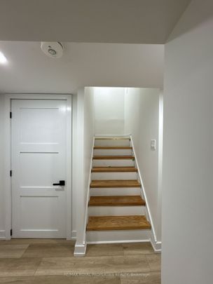 For Lease - 293 E 17th Street, Hamilton, Ontario - Photo 1