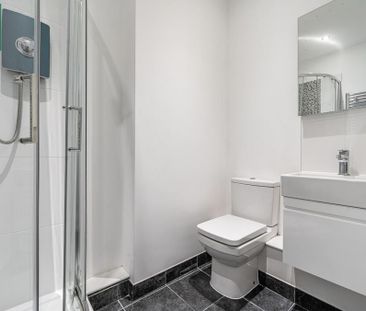 2 bedroom flat to rent - Photo 4