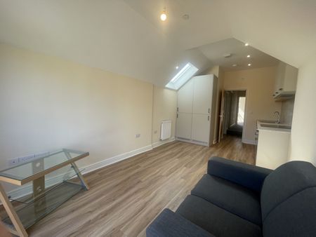 Manor Street, Heath - Photo 3