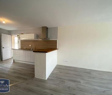 Location Appartement 1 pièce 38m² CRECHES SUR SAONE 71680 - Photo 4