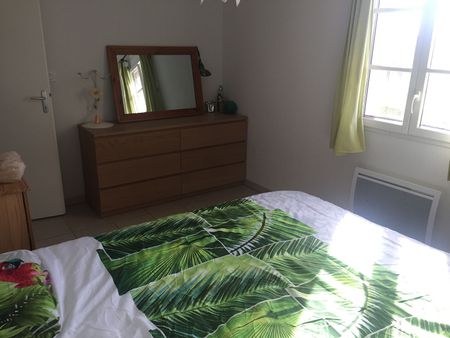 Maison T4 près de AUCAMVILLE à louer - Photo 2