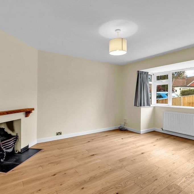 3 bedroom semi-detached house to rent - Photo 1