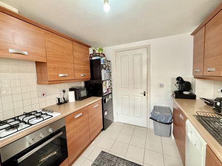 2 bedroom apartment to rent - Photo 5