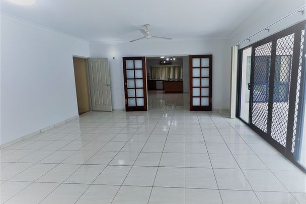 73 Maluka Drive - Photo 1