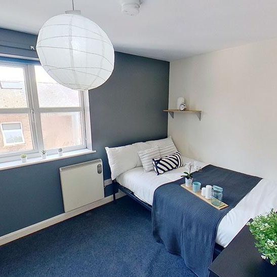 4 bedroom townhouse to rent - Photo 1