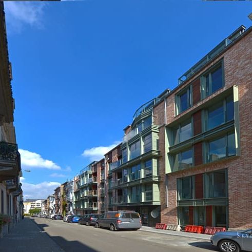 Appartement te huur - Photo 1