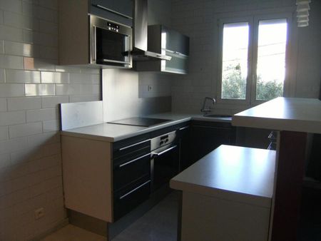 Appartement 3 pièces à louer à PERPIGNAN - Photo 2