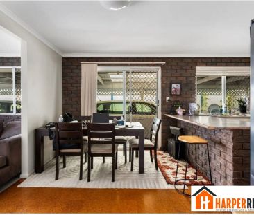 3 Selwyn Street, North Booval QLD 4304 - Photo 5