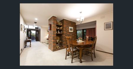 Fabulous Family Living – Three bedroom plus study home within Mount Waverley Secondary College - Photo 3