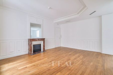 Appartement à louer à Paris 3Ème - Photo 3