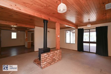 9 Mosely Street, Stirling North - Photo 3