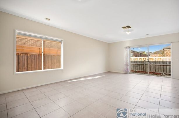 12 Goodenia Street, Officer - Photo 1