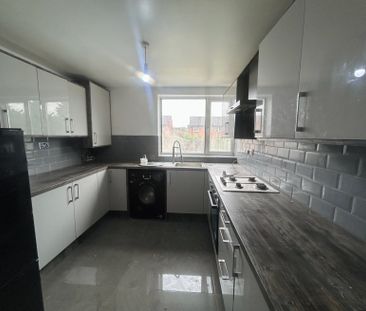 Hollydale Road - Photo 6