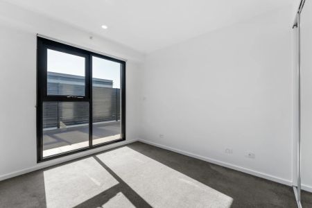 Unit 403/139 Chetwynd Street, North Melbourne. - Photo 5